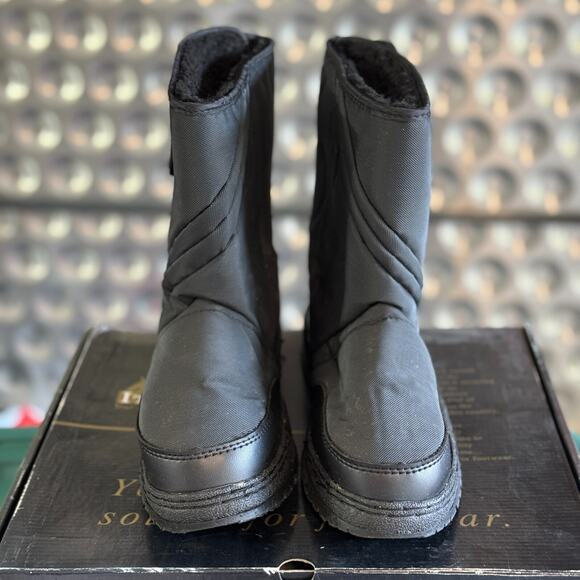 Womens 7 ITASCA Snow Boots Black Gray Waterproof Insulated School Walking Pacs - Picture 4 of 4